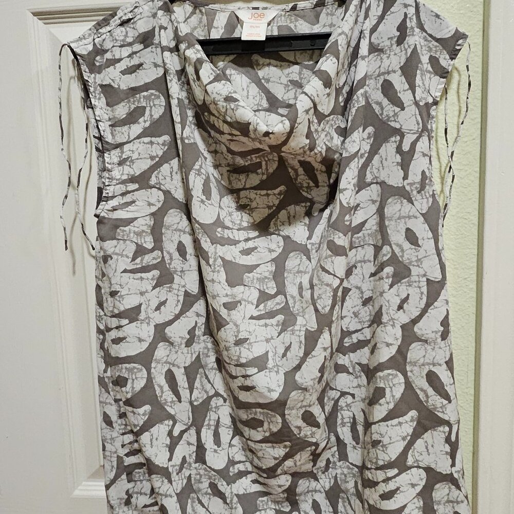 Joe Fresh Top sleeveless/Reduced shoulder Marbled Abstract print Women size M